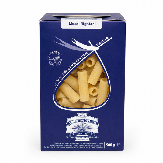 De Cecco lasagne packaging with brand logo and product name on a white background